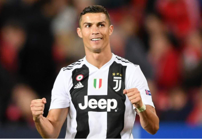 巴萨客战贝蒂斯：亚马尔PK安东尼，拉什福德、佩德里出战（巴萨做客贝蒂斯：亚马尔迎战安东尼，拉什福德与佩德里将出战）