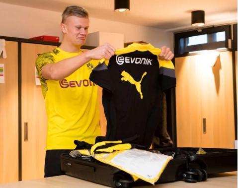 日职联战报：江坂任、卢考破门，冈山绿雉2-1战胜清水心跳（J联赛战报：江坂任与卢考建功，冈山绿雉2-1力克清水心跳）