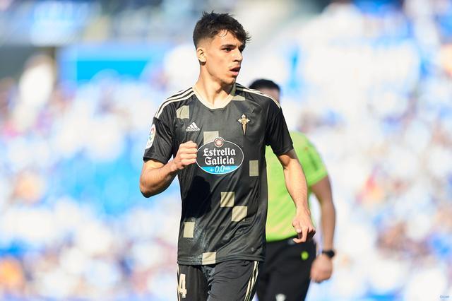 11月22日，在2025华润饮料中超联赛第30轮...（11月22日，2025赛季华润饮料中超联赛第30轮打响）