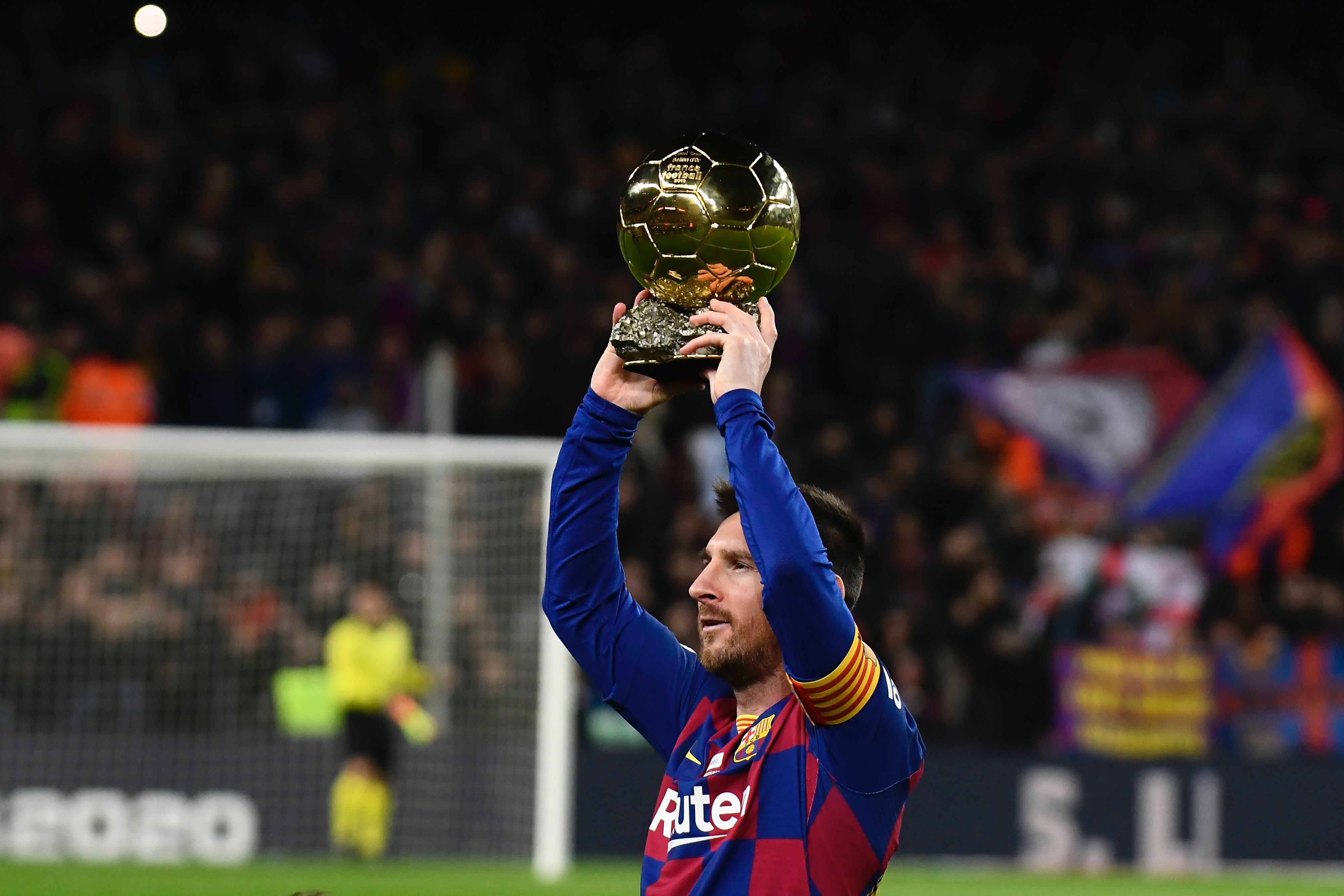 马里奥-苏亚雷斯：巴列卡斯不像西甲球场，像第三世界的球场（马里奥-苏亚雷斯：巴列卡斯更像第三世界球场，而非西甲赛场）