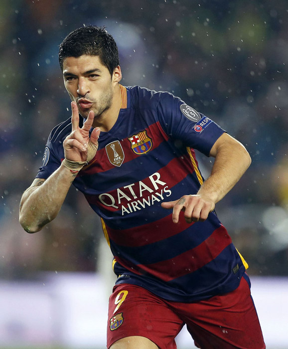 今晚会上吗？记者：姆巴佩赛前没和其他替补球员一起热身（今晚会出场吗？记者称姆巴佩赛前未与其他替补共同热身）