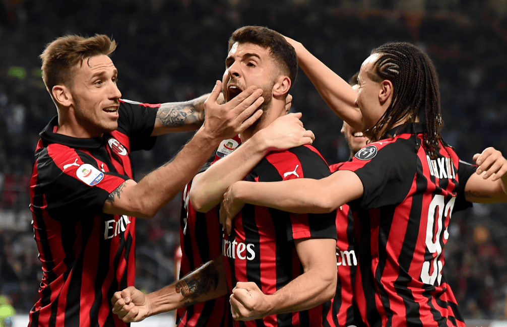 FM26逆天Bug，外场球员“闪现”至门前挡出对方主罚的点球（FM26离谱漏洞：外场球员瞬移到门前封出对手点球）