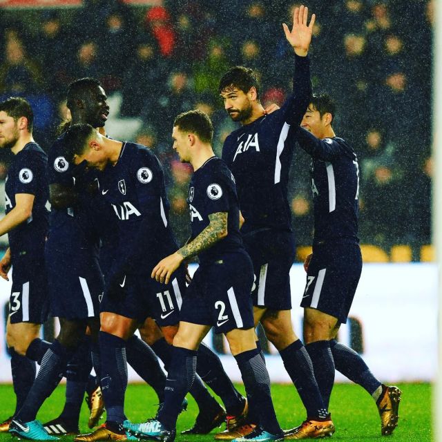 马卡：吕迪格和皇马的续约暂时被搁置，但双方都有意继续合作（马卡：皇马与吕迪格续约进程暂按暂停键，双方仍有意继续携手）